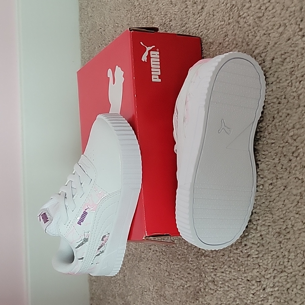 NWOT Puma Sneakers